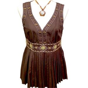 Due Per Due Beaded Pleated Bottom Blouse